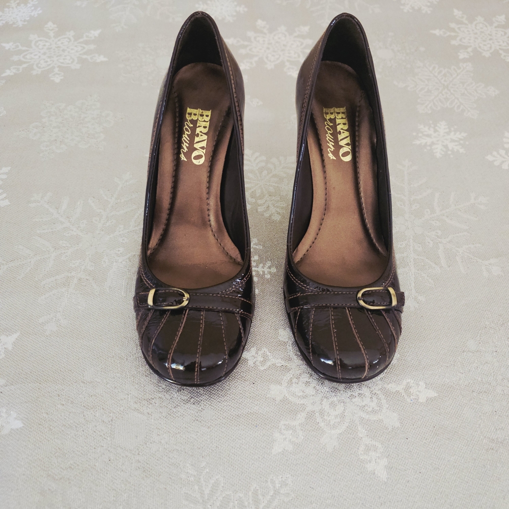 Brown Patent Leather High Heels Bravo Browns with Buckle Size 6B